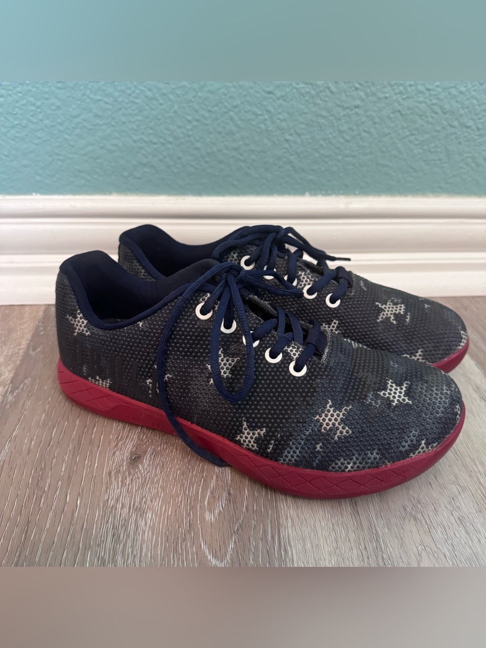 Nobull star pattern training shoes size 9
